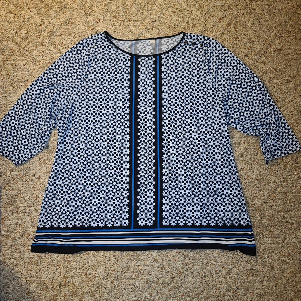 Gorgeous light weight blouse